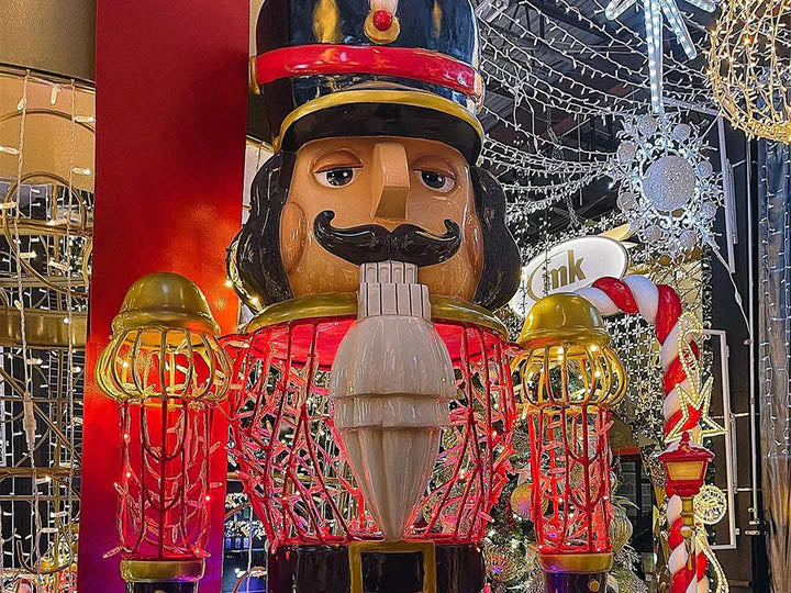 universal statues christmas displays inlitefi cover