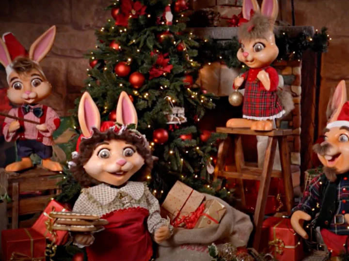 creation group christmas animatronics display for holiday